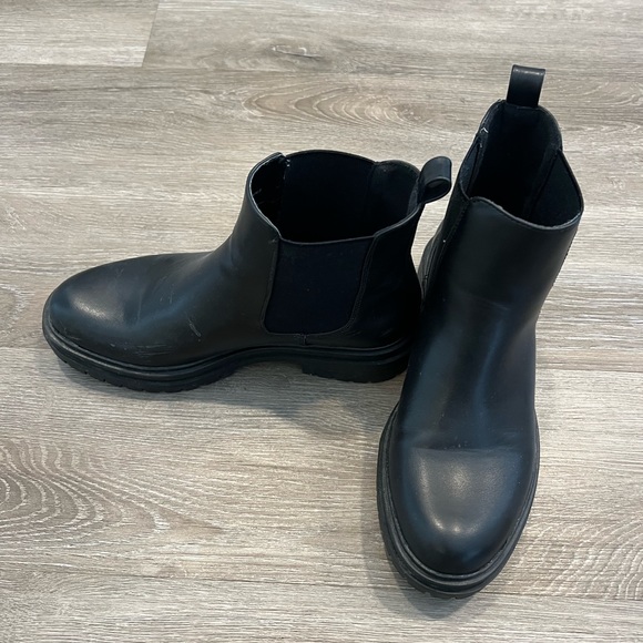 Steve Madden boots - Picture 1 of 6